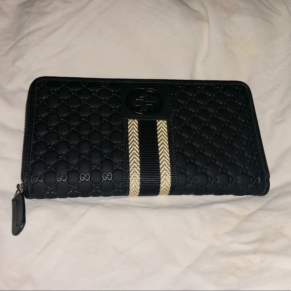 Black Wallet